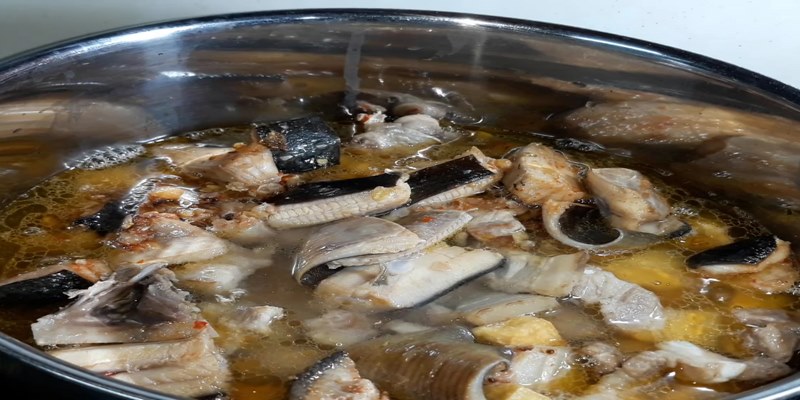 Cá đuối om chuối đậu có hương vị đậm đà và giá trị dinh dưỡng cao
